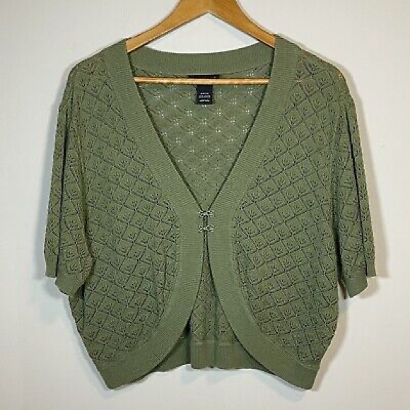 Lane Bryant Crochet Knit Green Short Sleeve Short Cardigan Shrug Size 22 24 - Picture 1 of 6